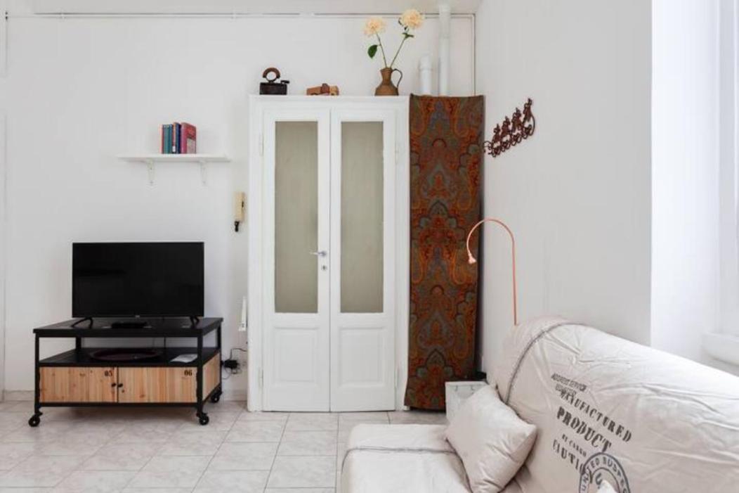 Isola And Zara Comfortable Apartment Milano Ngoại thất bức ảnh