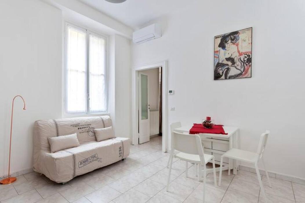 Isola And Zara Comfortable Apartment Milano Ngoại thất bức ảnh